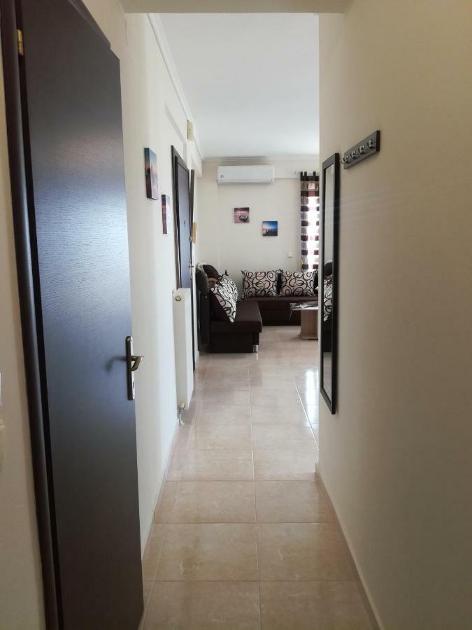 Jordan'S 3Rd Appartment At Nea Michaniona Esterno foto